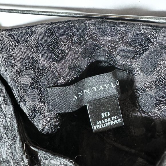 Ann Taylor Satin Black Leopard Print Ankle Pants Size 10 EUC - Picture 5 of 8